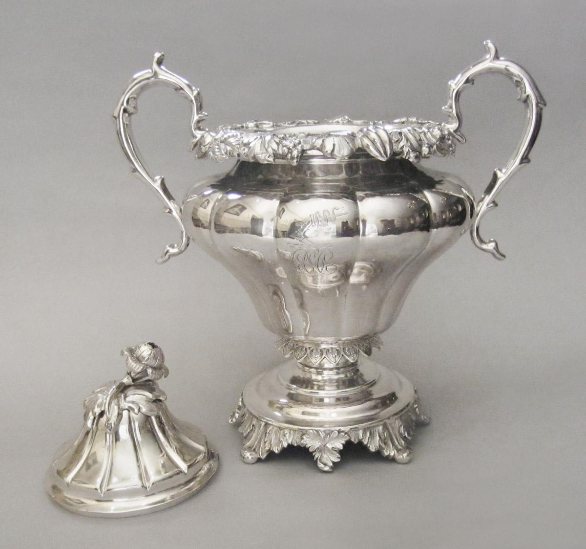 1990.0040.003 A, B Sugar bowl, view 2