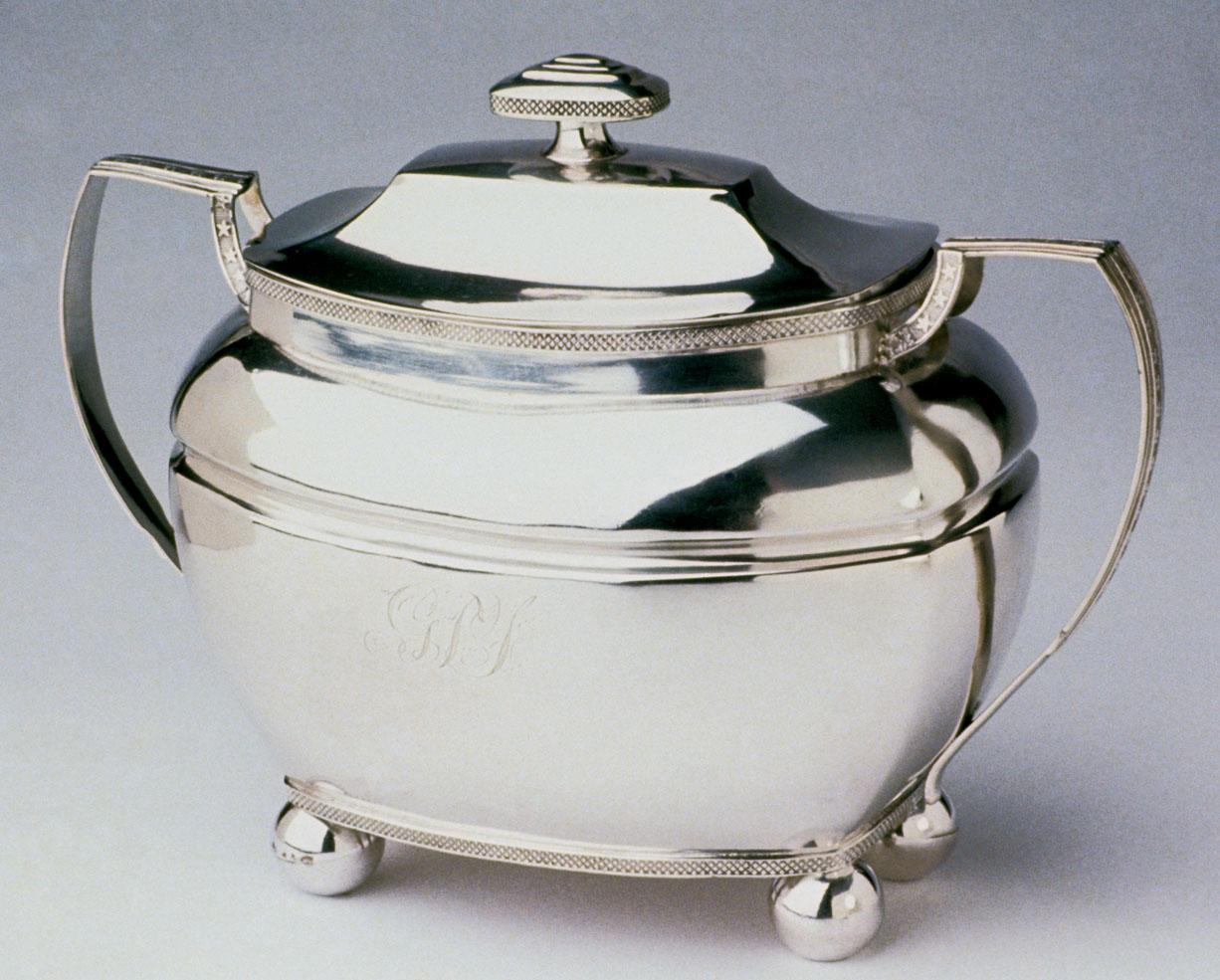 1990.0041.003 A, B Sugar Bowl, view 1