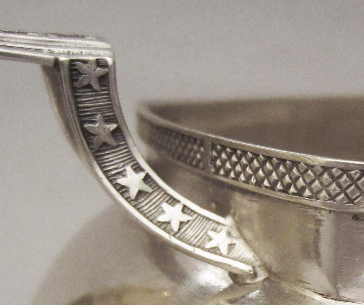 1990.0041.003 A Sugar bowl, detail