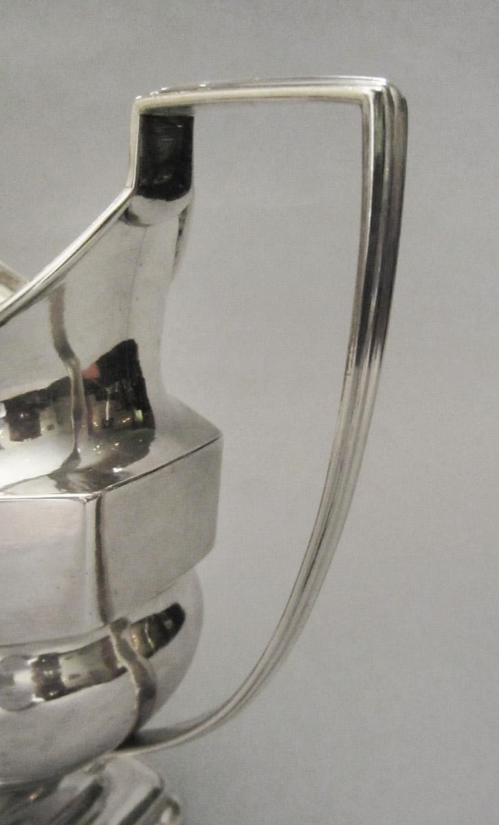 1990.0042.002 Cream pot, handle