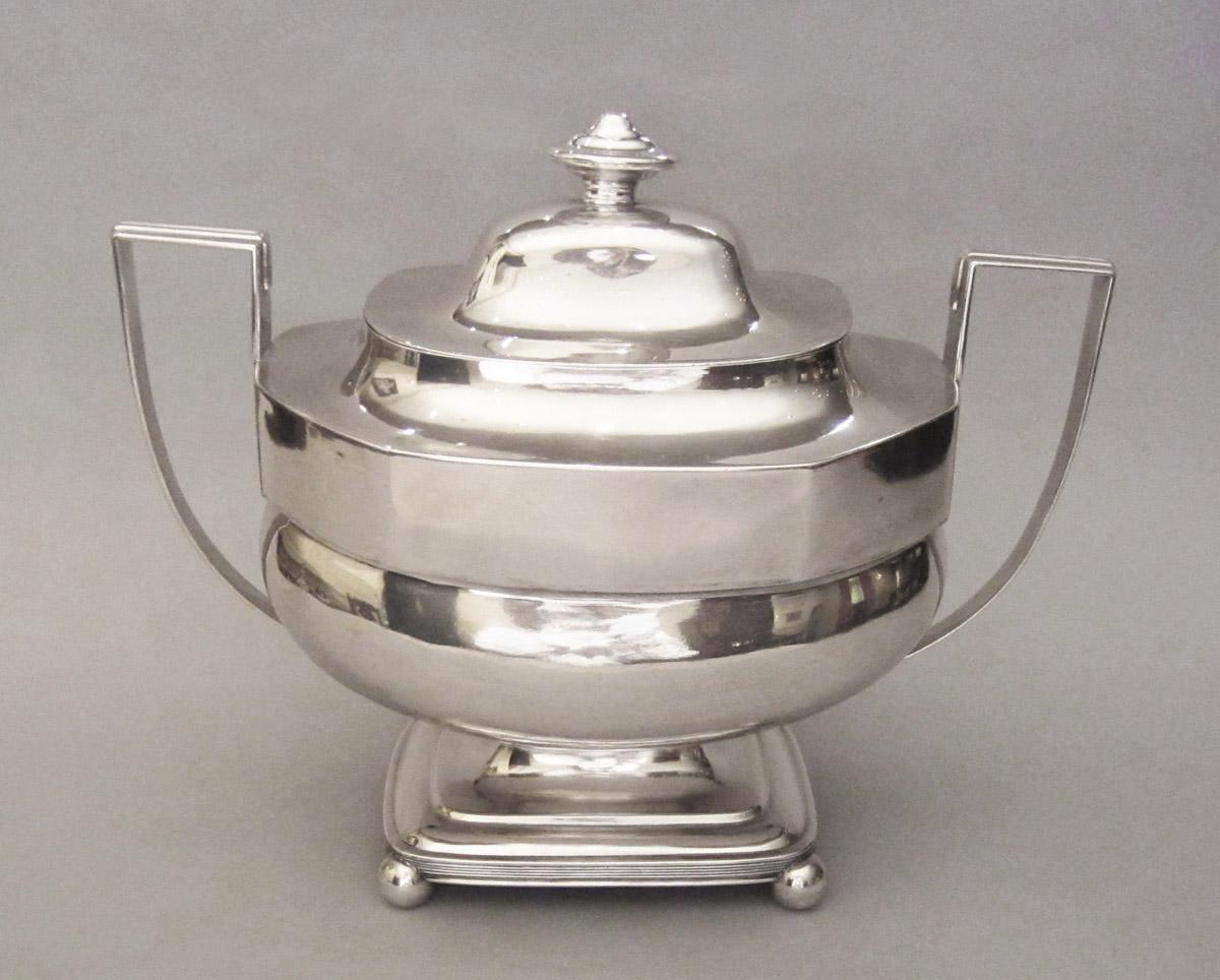 1990.0042.003 A, B Sugar bowl, side 2