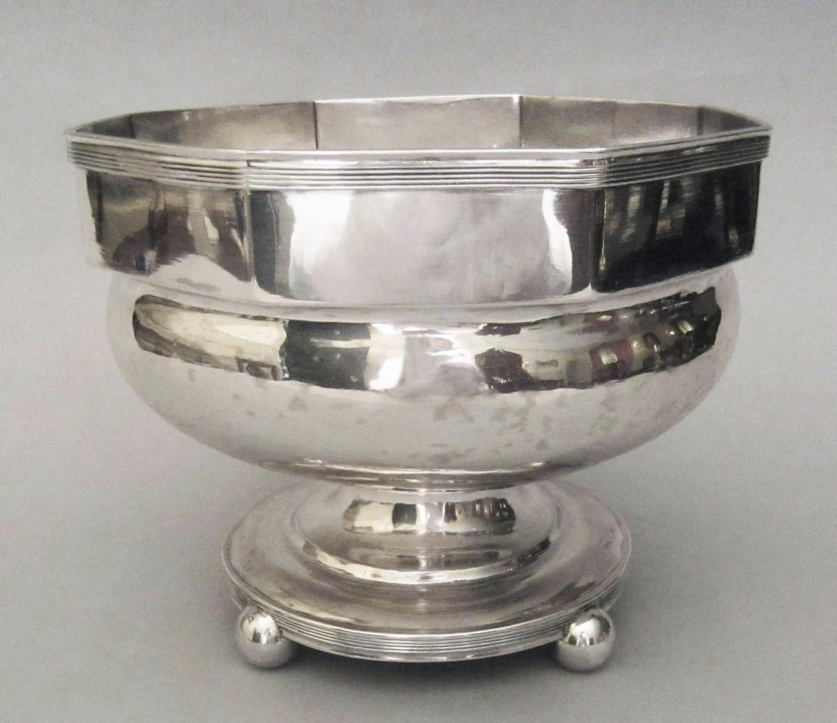 1990.0042.004 Slop bowl, side 2