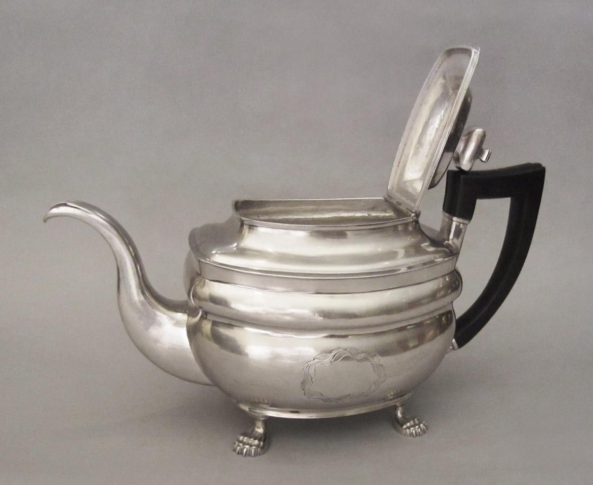 1990.0043.001 Teapot, view 2