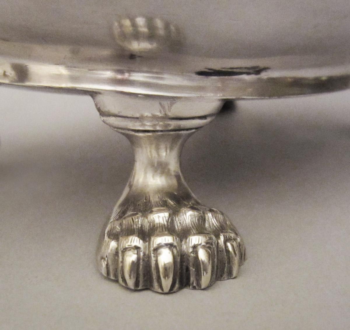 1990.0043.003 A Sugar bowl, detail