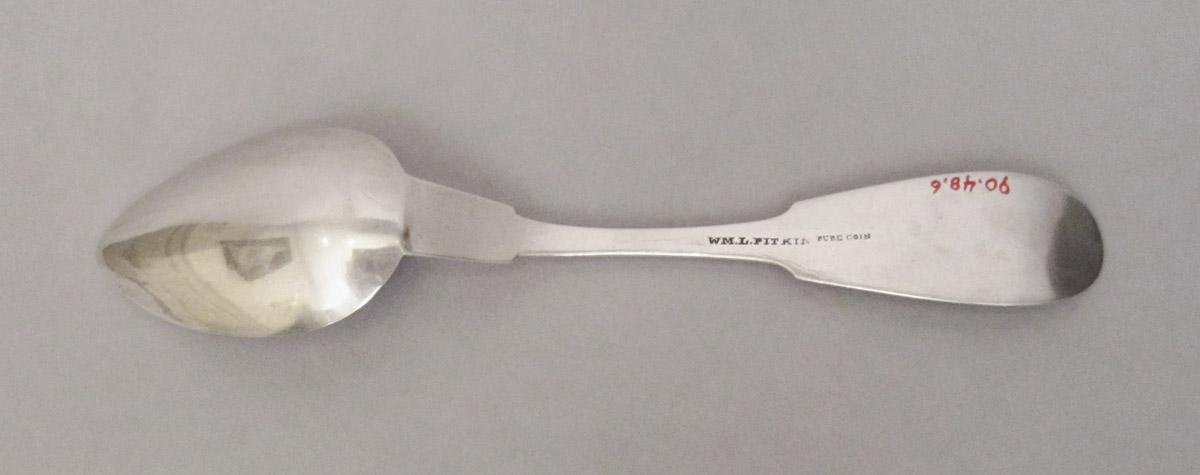 1990.0048.006 Spoon, underside