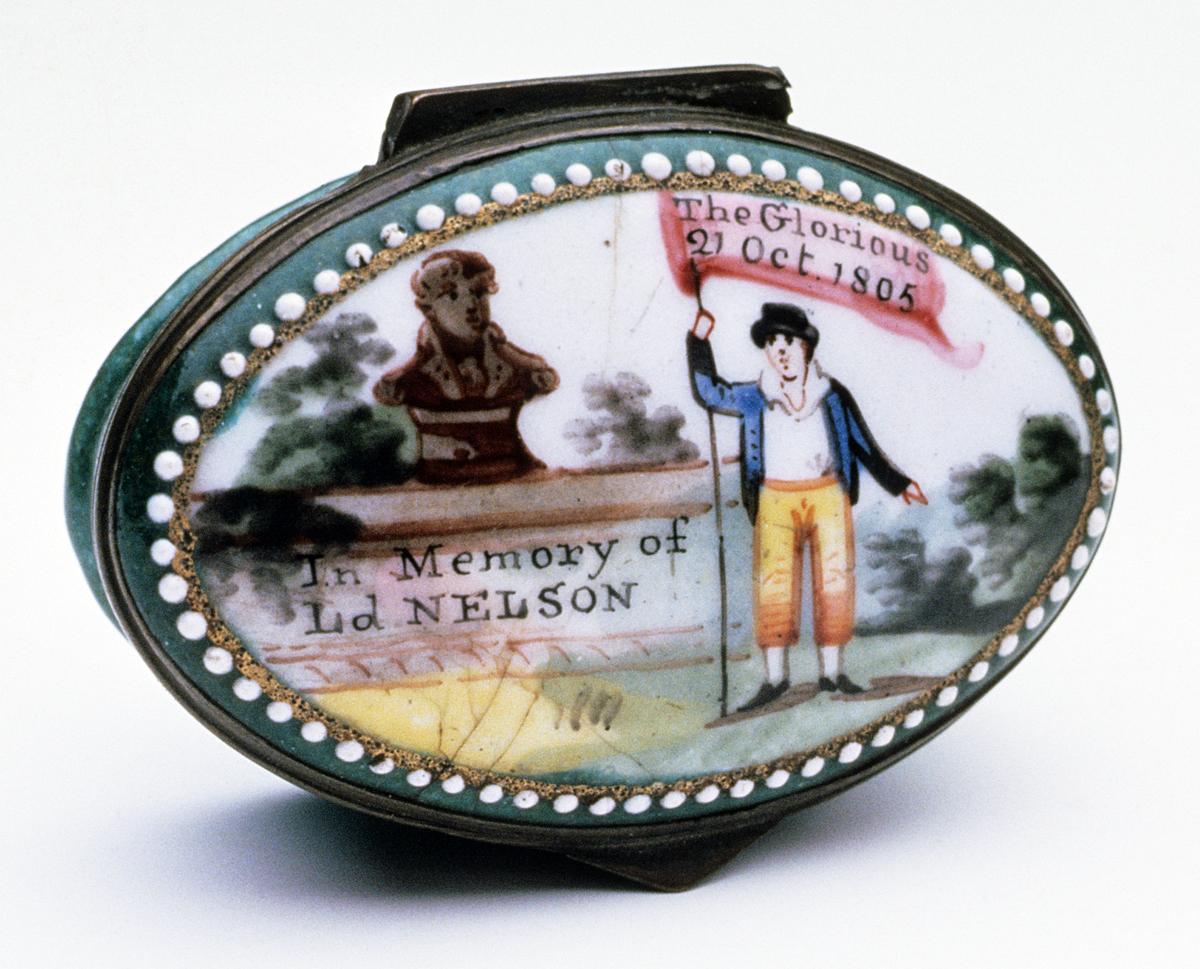 1990.0055 Snuff Box