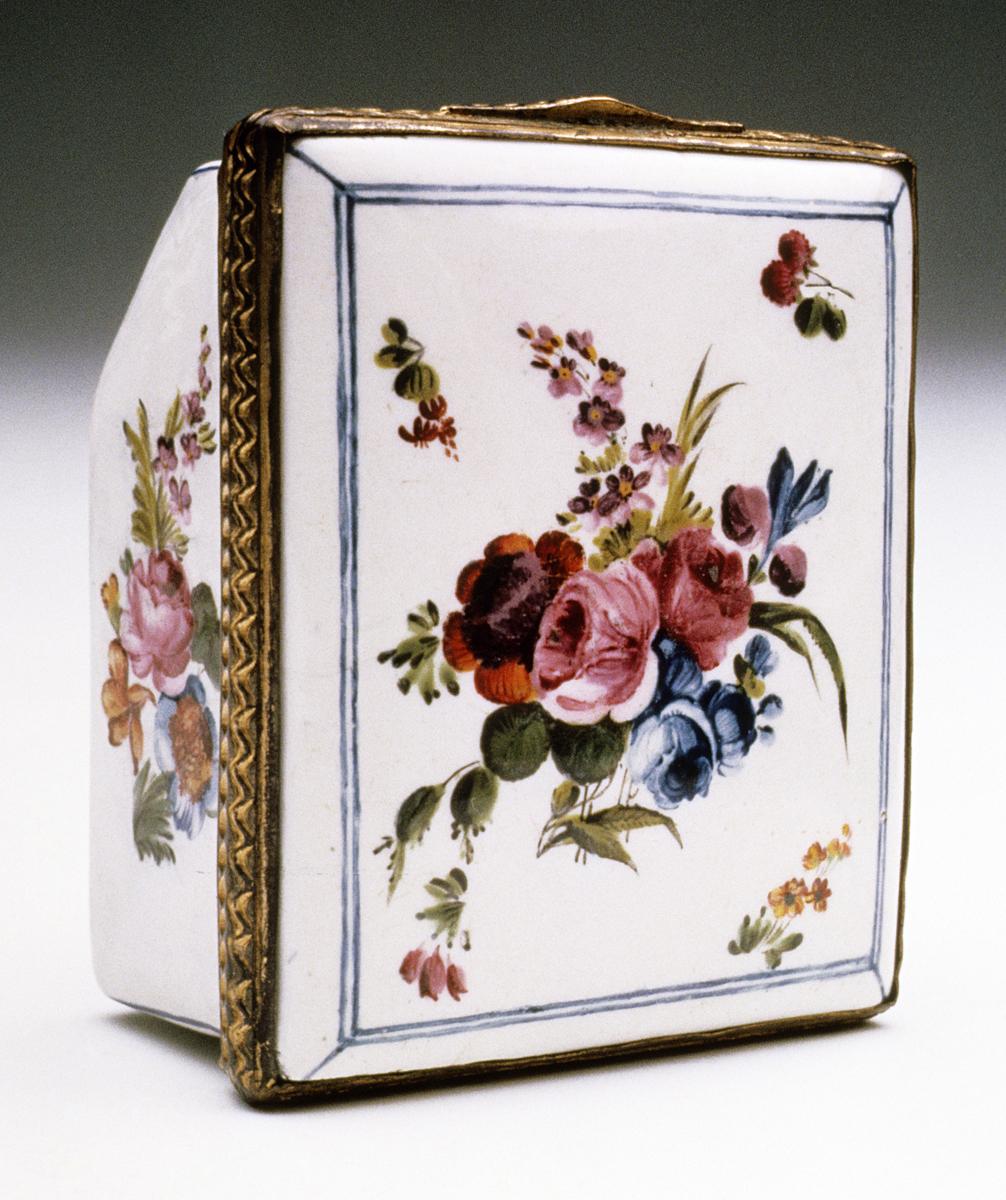 1990.0057 Tobacco Box, View 2