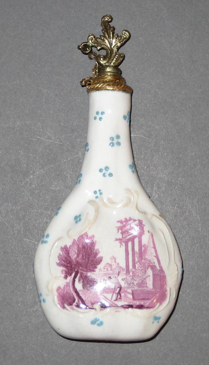 1990.0061 Bottle
