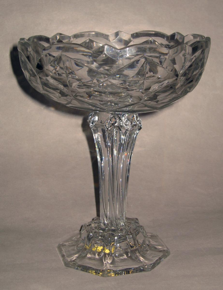 1990.0086.002 Glass sweetmeat glass