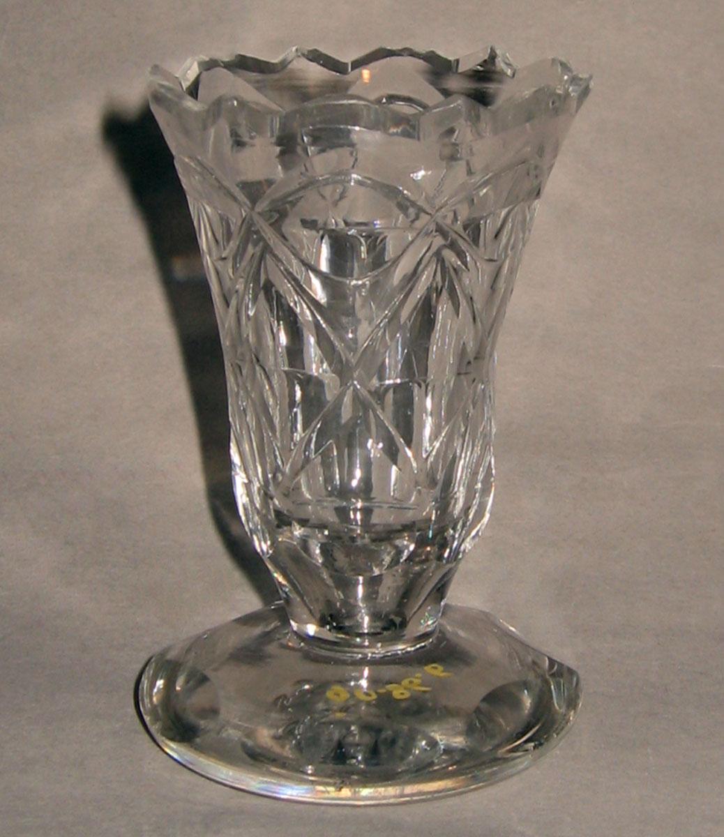 1990.0086.006 Glass jelly glass