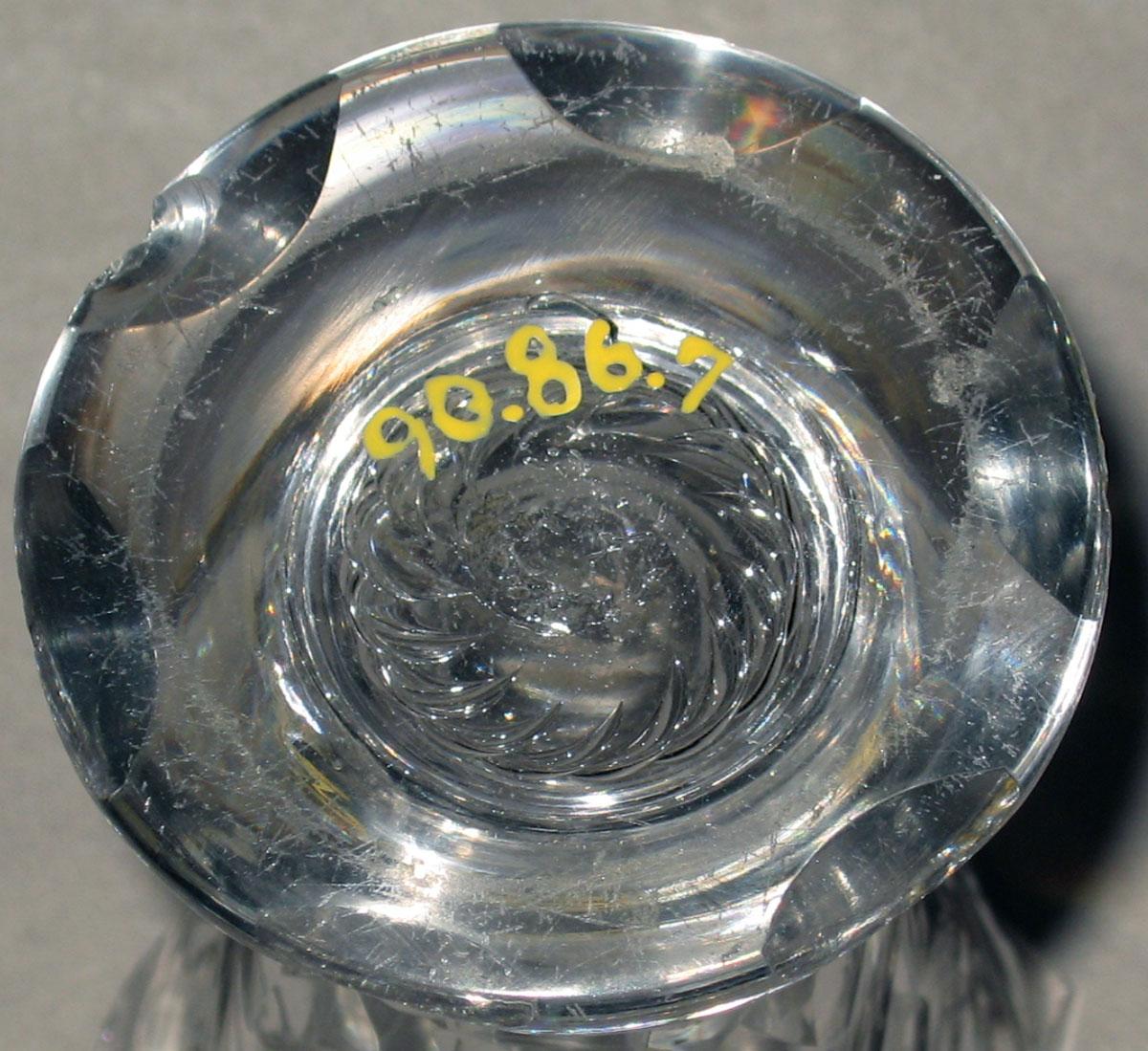 1990.0086.007 Lead glass jelly glass (underside)