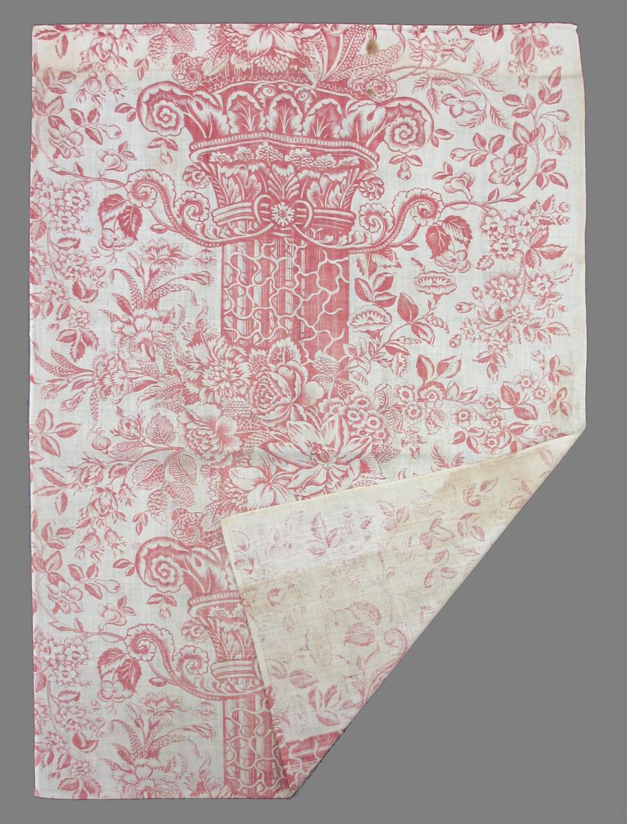 1958.0077.006 Textile, printed folded corner
