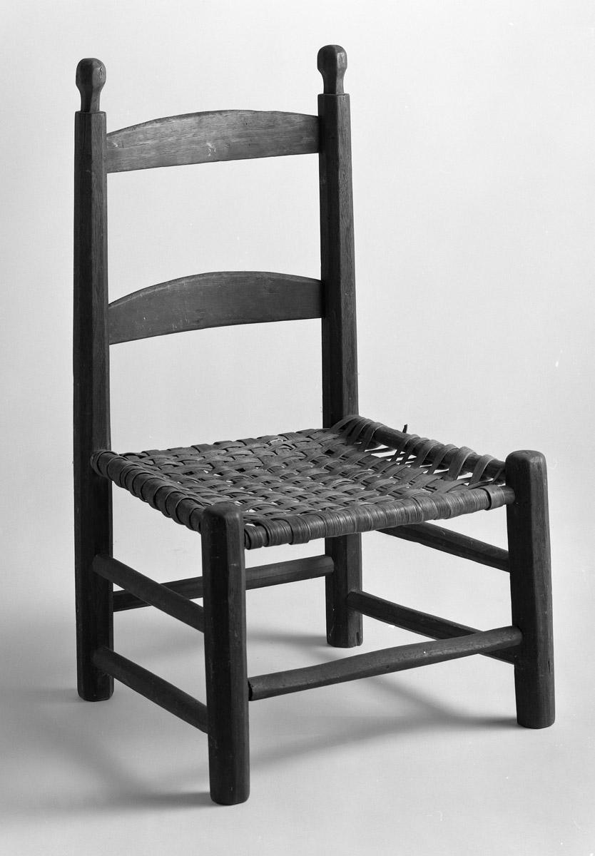 1990.0100 Chair, Side chair