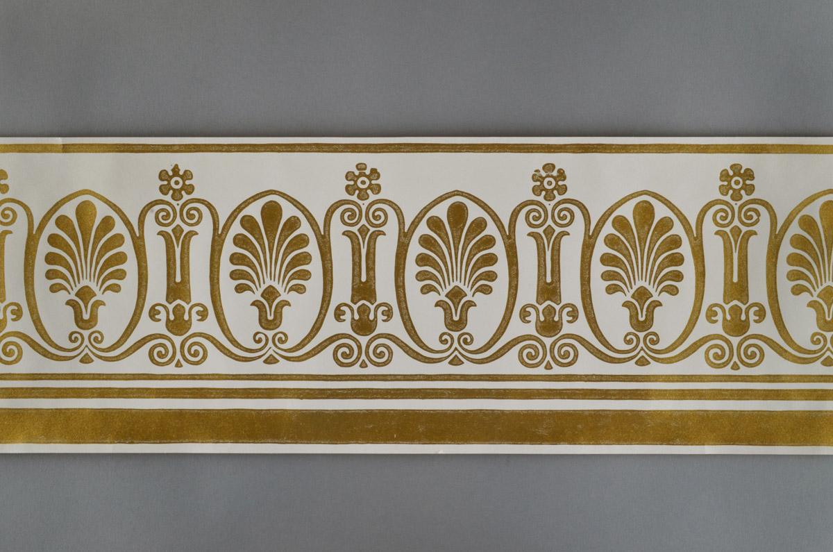 1990.0507.002 Wall covering, wallpaper border fragments
