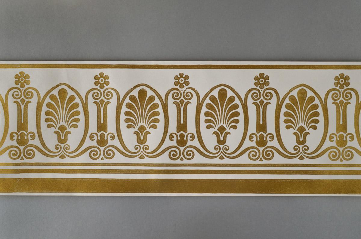 1990.0507.003 Wall covering, wallpaper border fragments