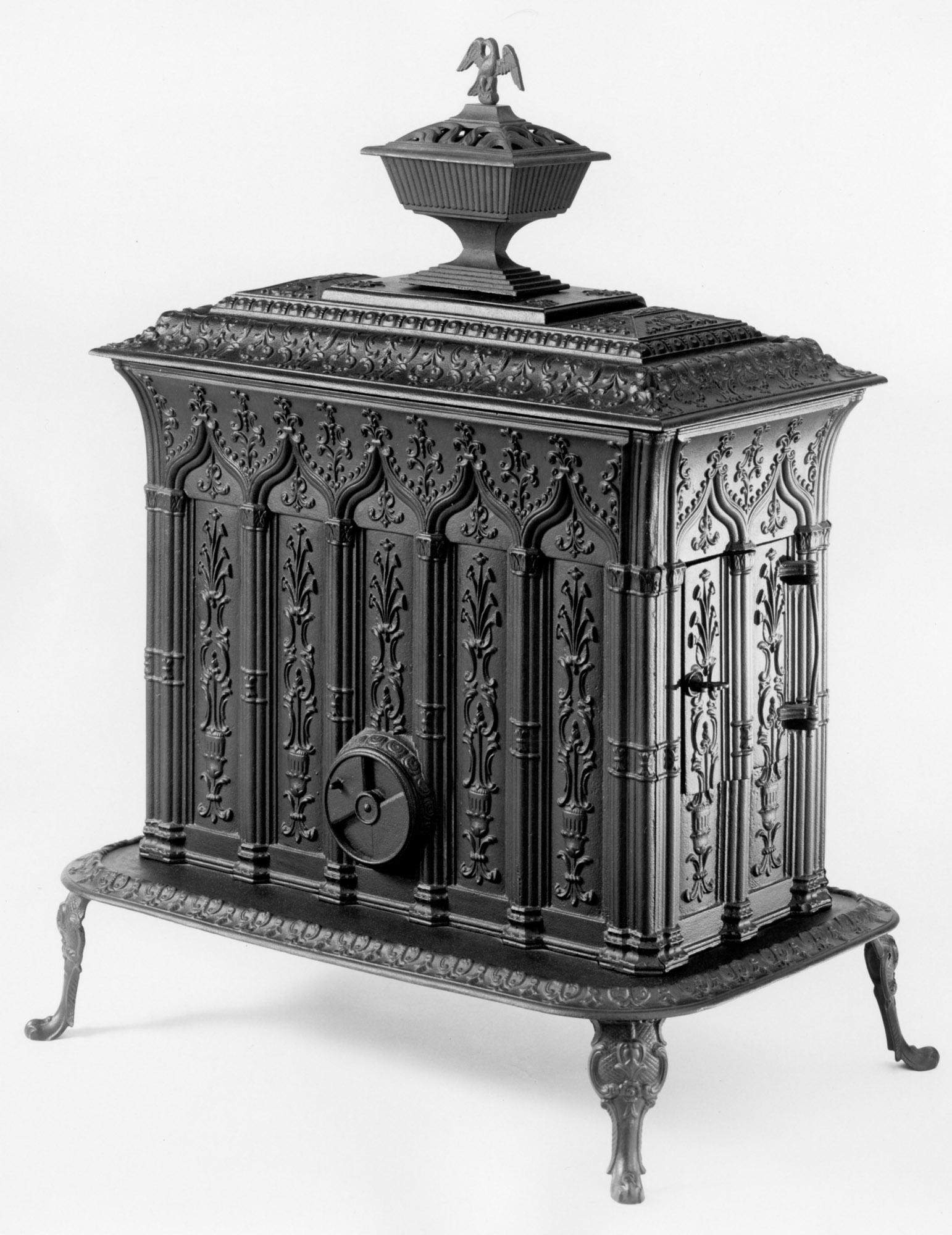 1991.0002 Stove, view 2