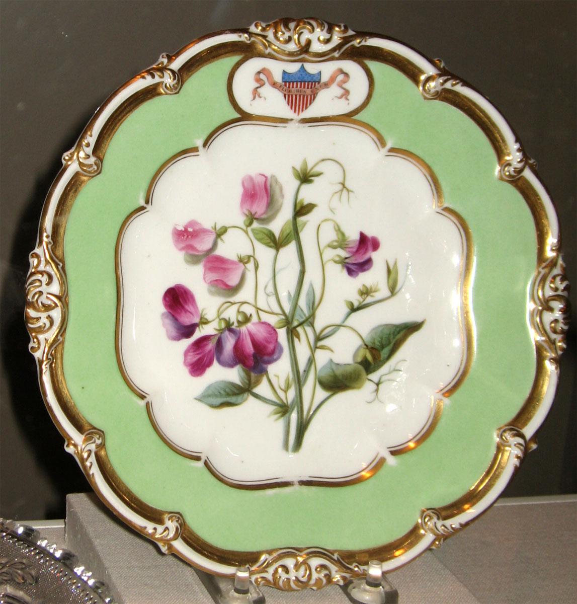 1991.0035.001 Honore Polk service porcelain plate