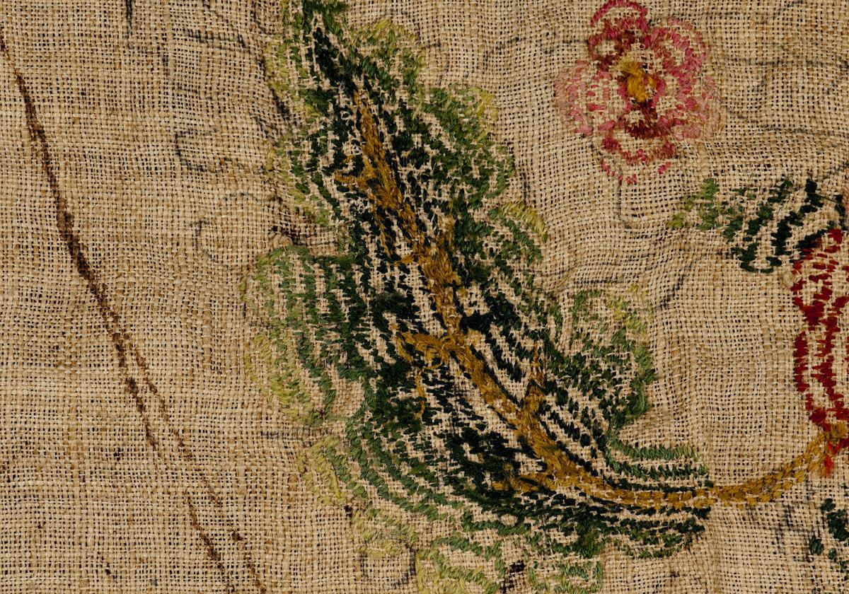 1991.0039 Crewelwork pattern, view 3