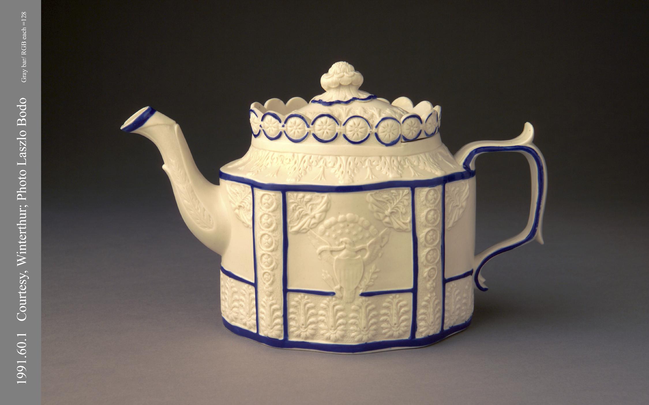 1991.0060.001 A, B Teapot