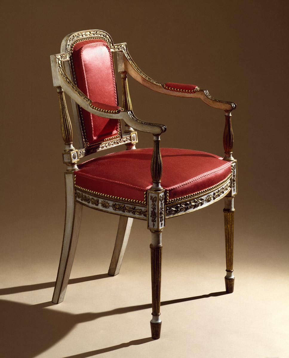 1991.0066 Chair, view 2