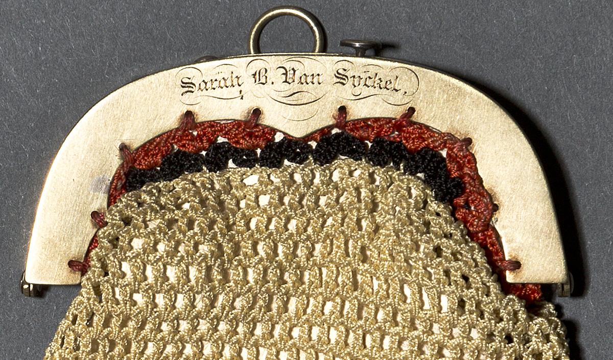 1991.0067 Purse, View 2 Detail