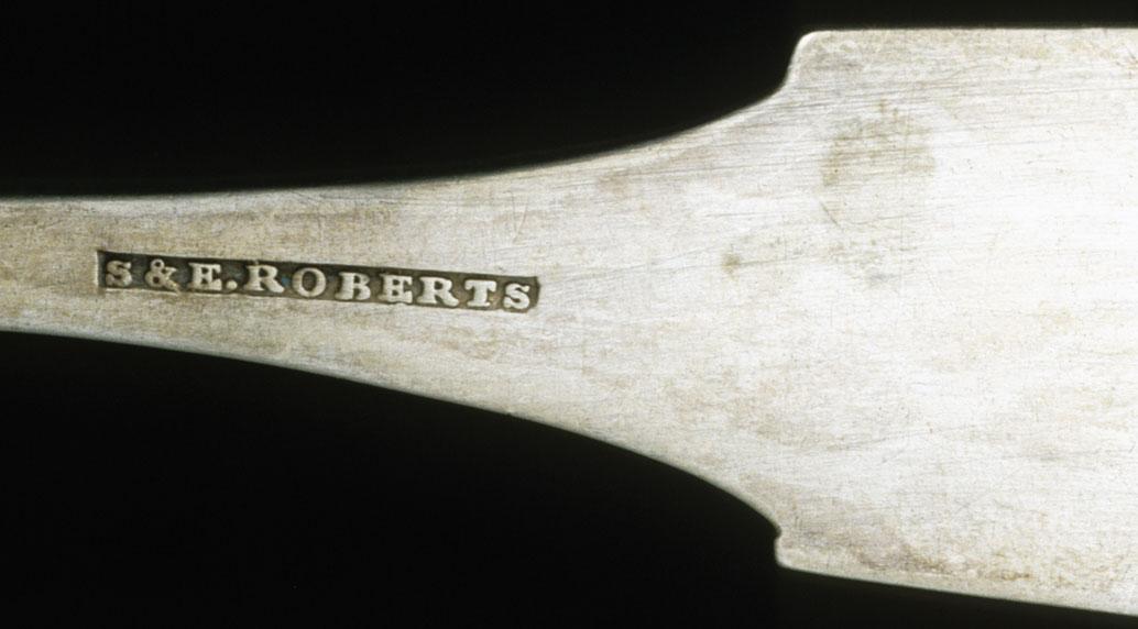 1991.0076 Spoon, Tablespoon, detail 1