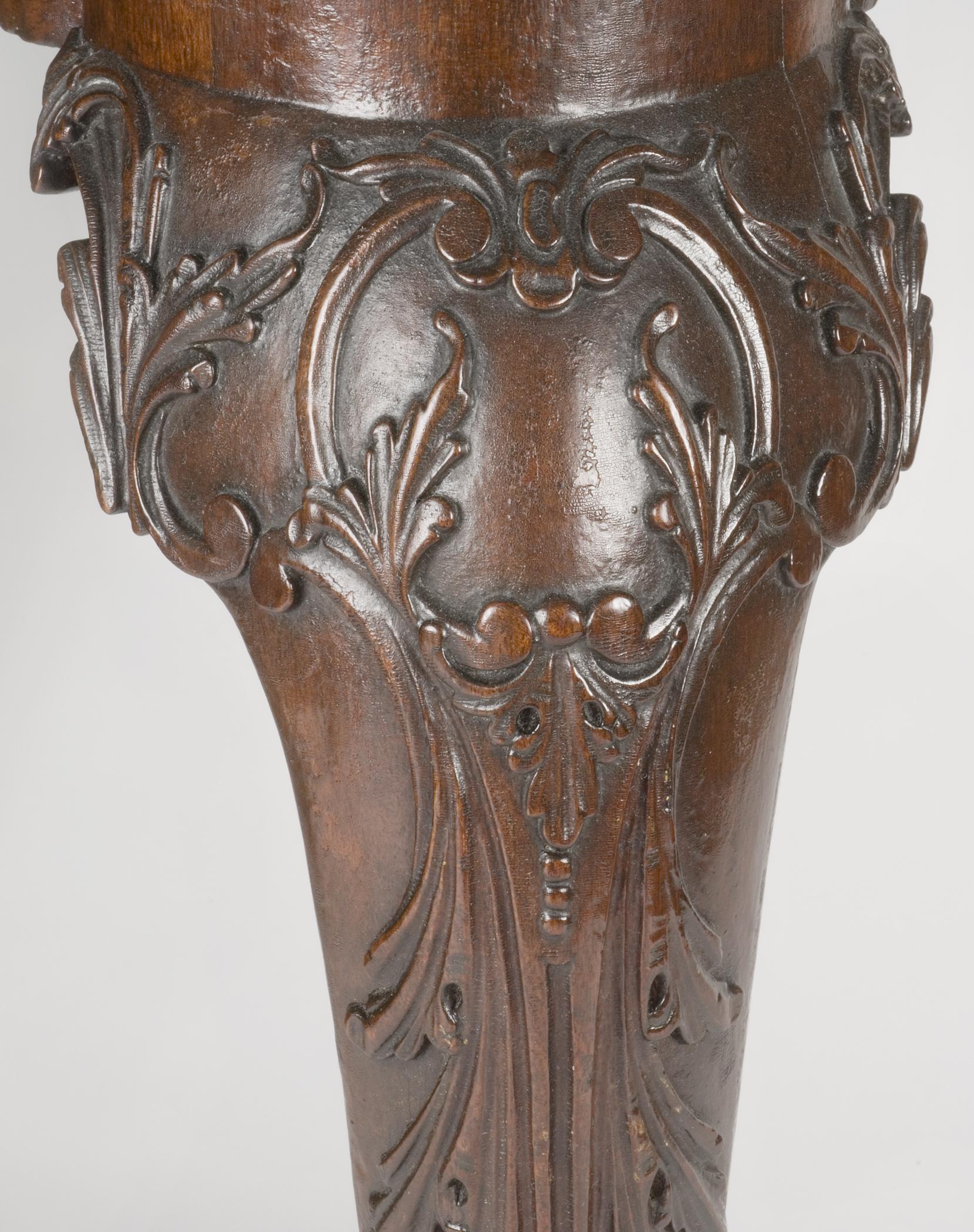 1958.0085.001 Table, detail 3
