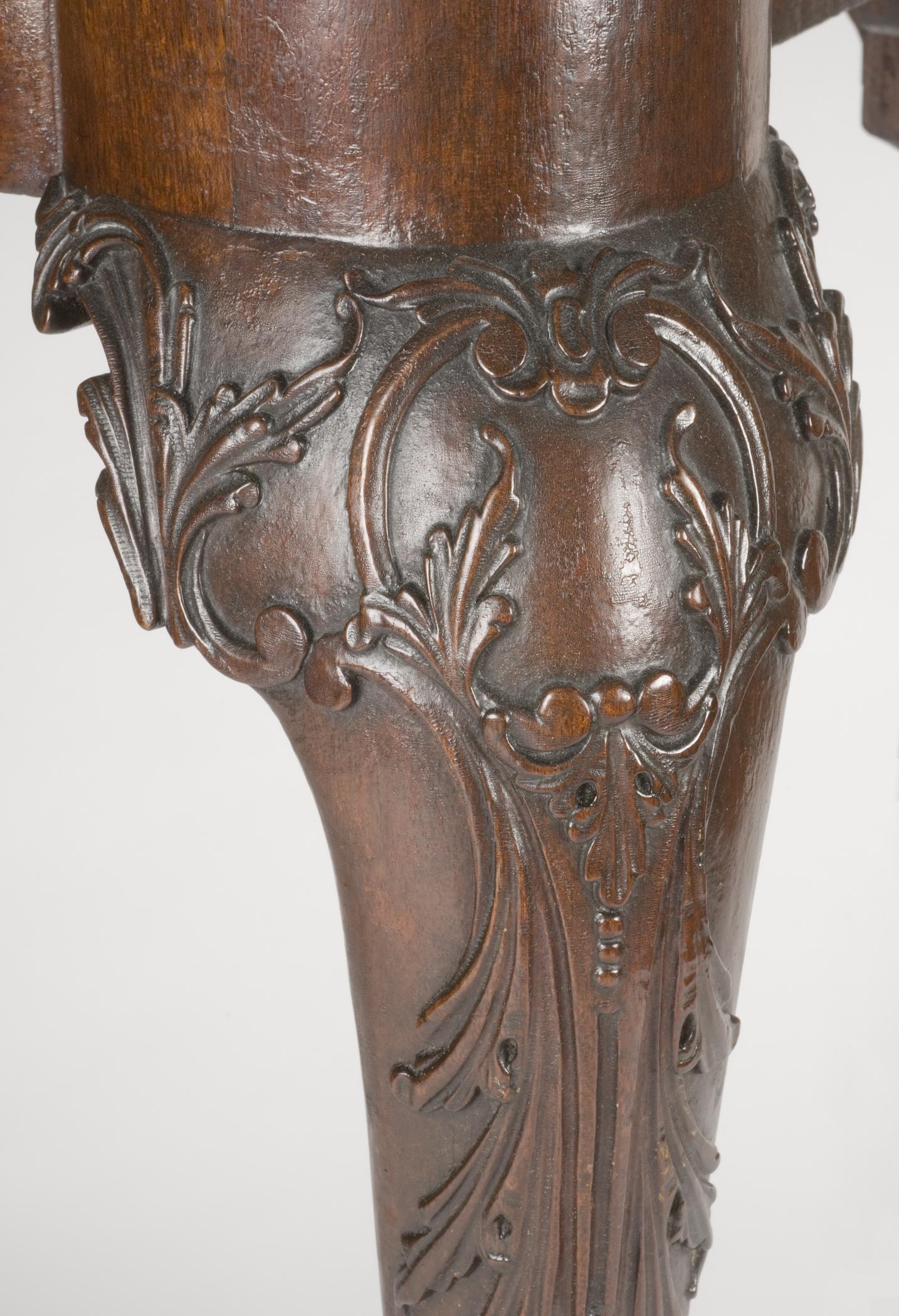1958.0085.001 Table, detail 4