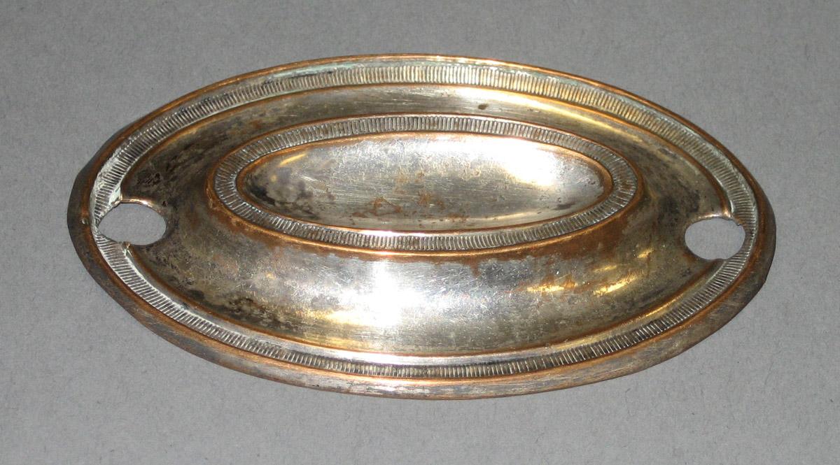 1992.0004.001 Drawer handle