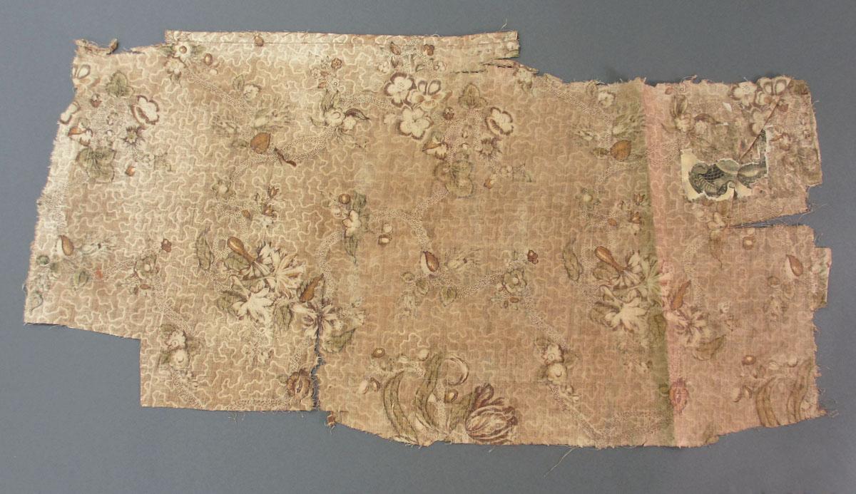 1958.0089.006 A Textile, printed reverse