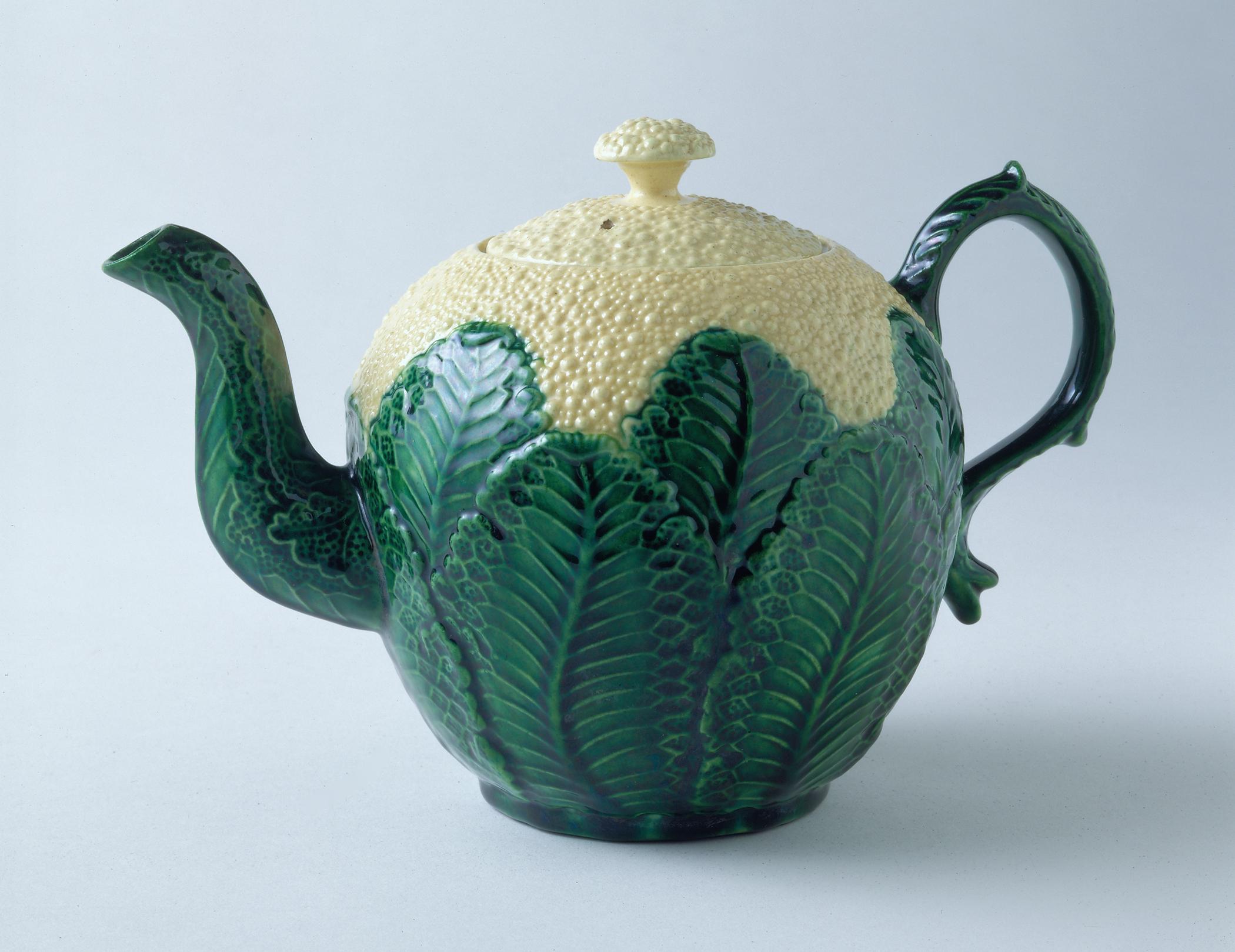 1992.0023 A, B Teapot