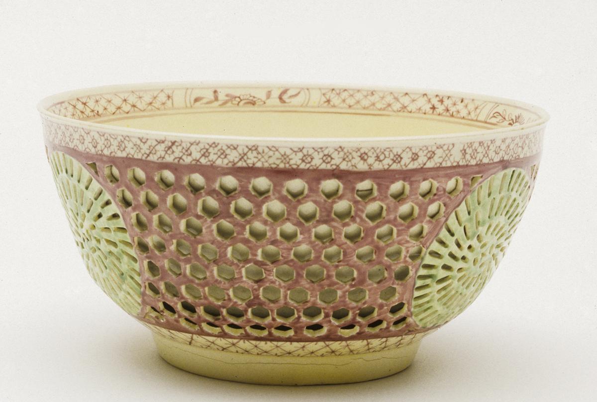 1992.0038 Waste bowl