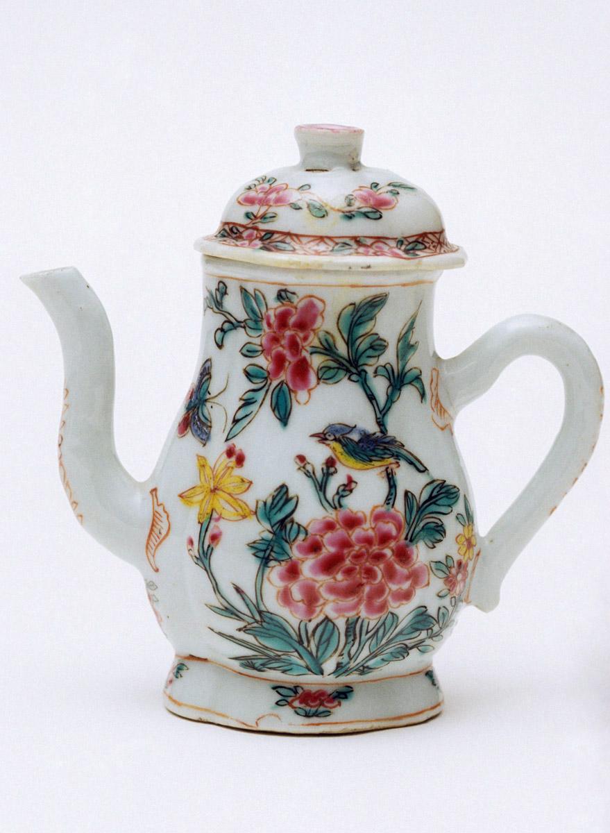 1992.0042 A, B Miniature teapot