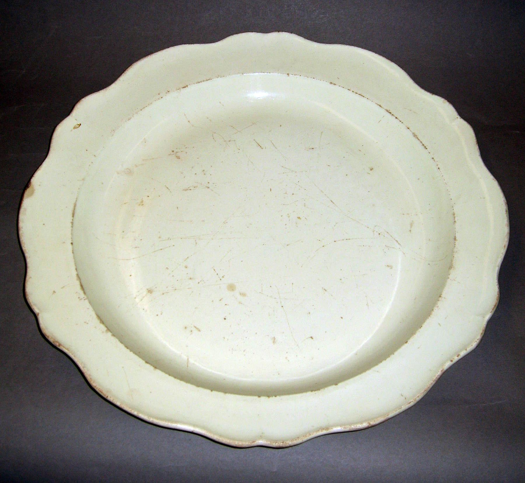 1992.0043 French creamware plate
