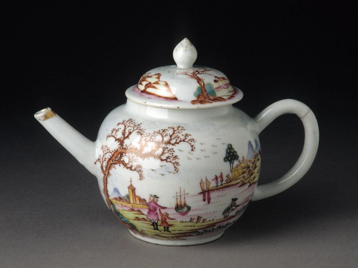 1992.0046 A, B Teapot