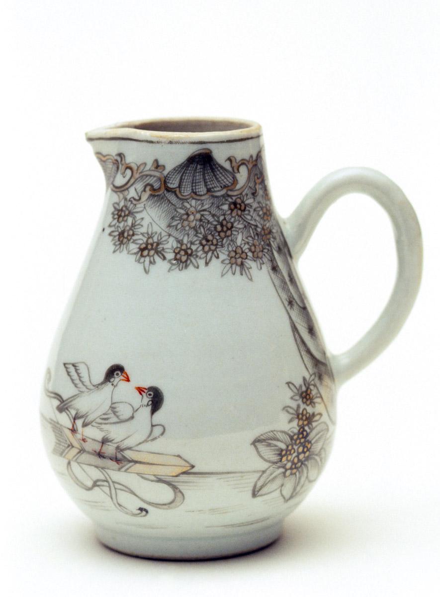 1992.0049 Pot, Cream pot