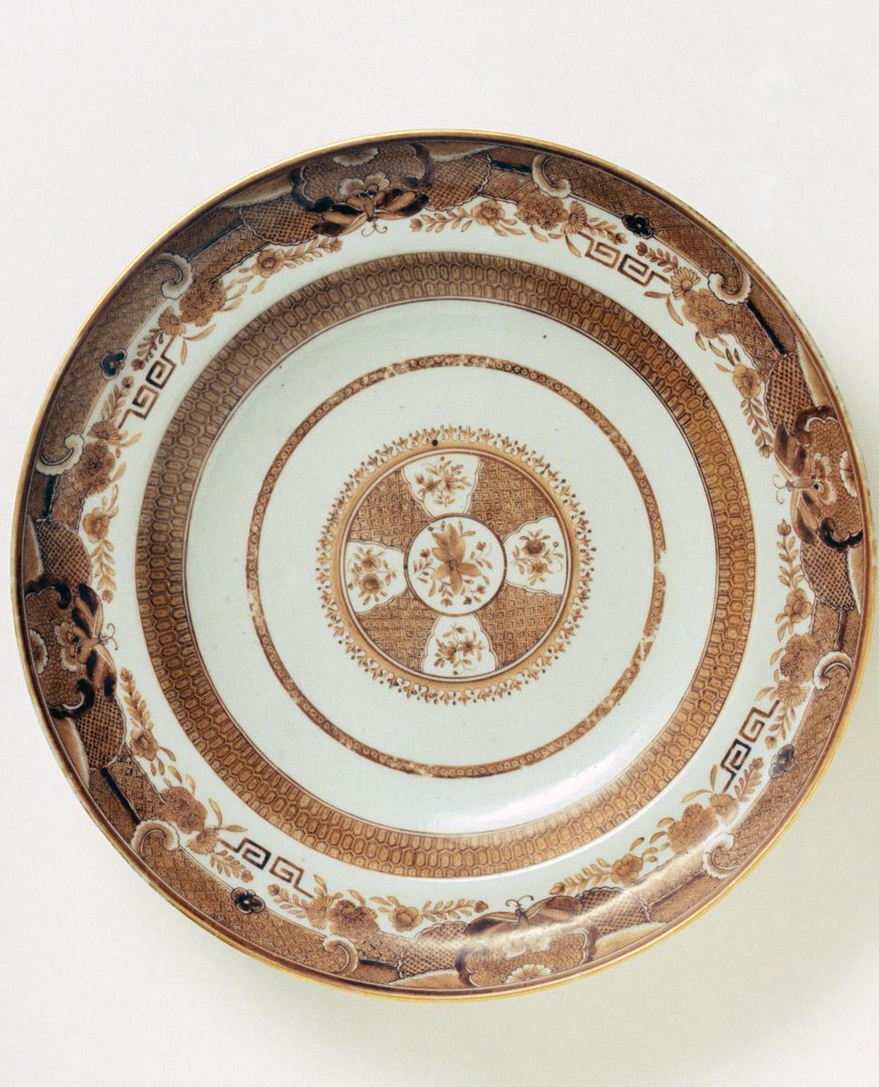 1992.0063.002 Soup plate