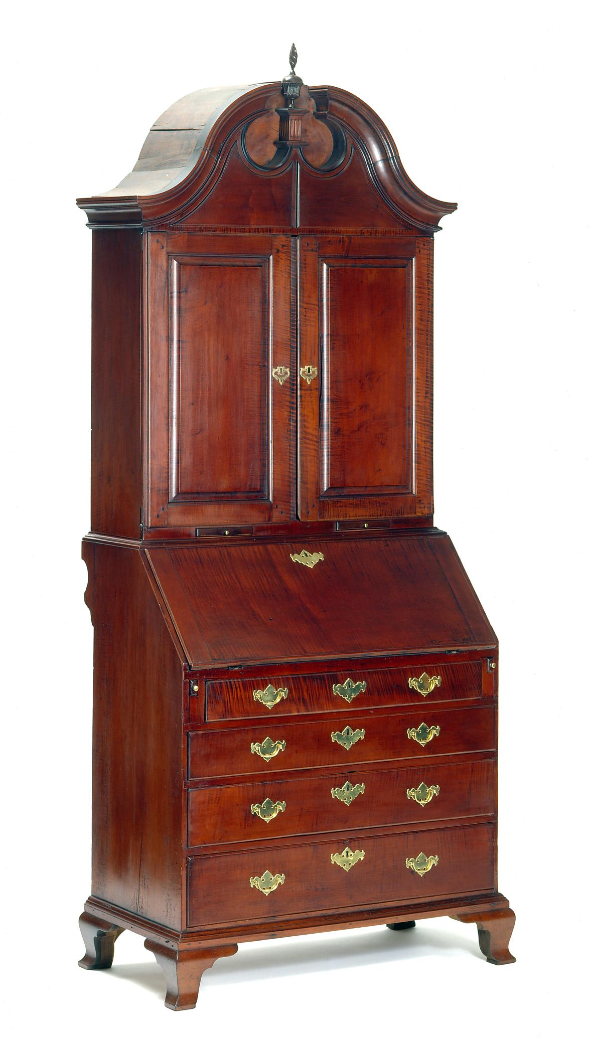 1992.0066 Desk and bookcase