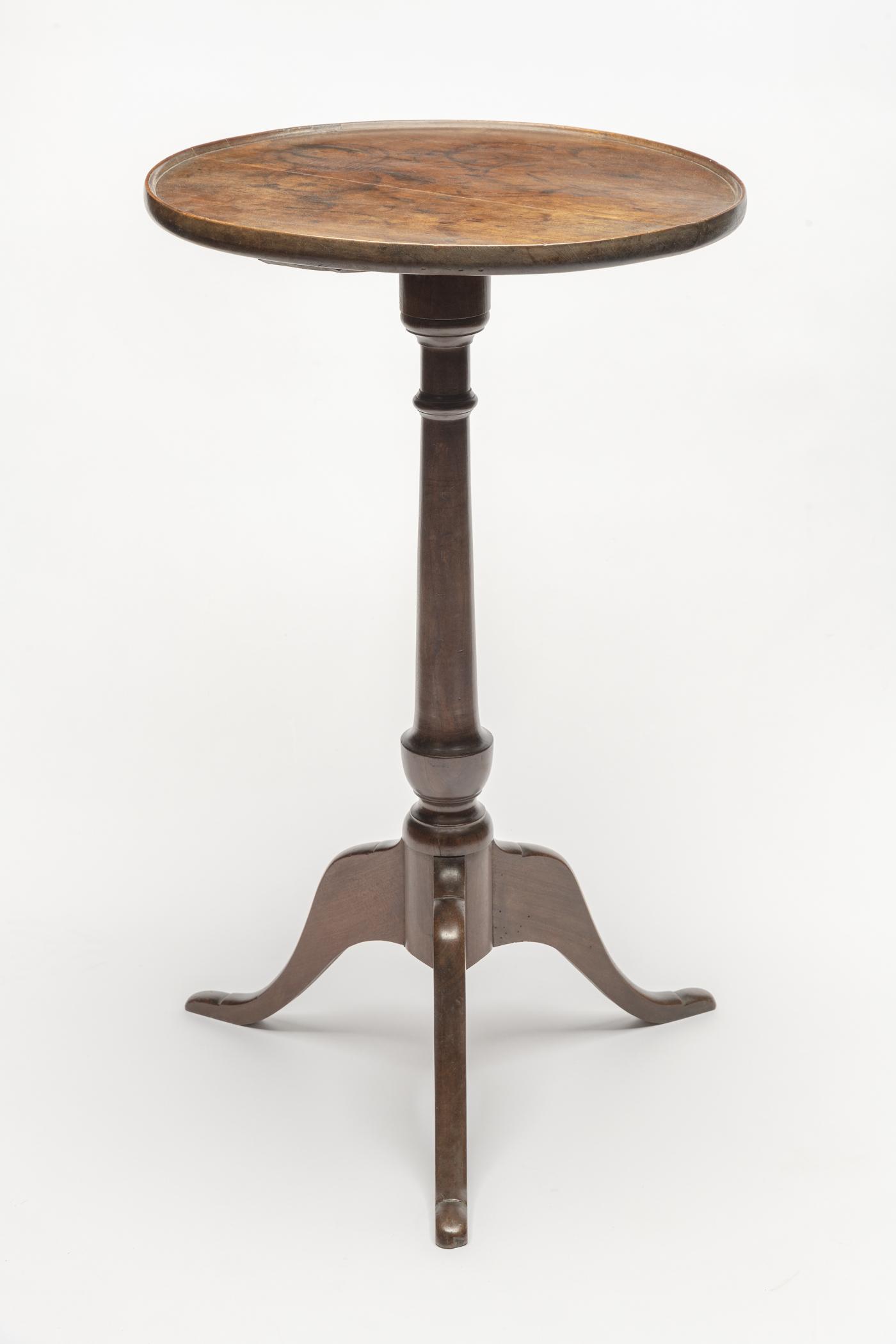 1992.0090 Candlestand, view 1
