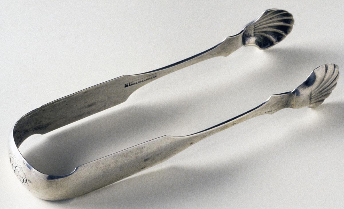 1992.0101 Sugar Tongs, view 1