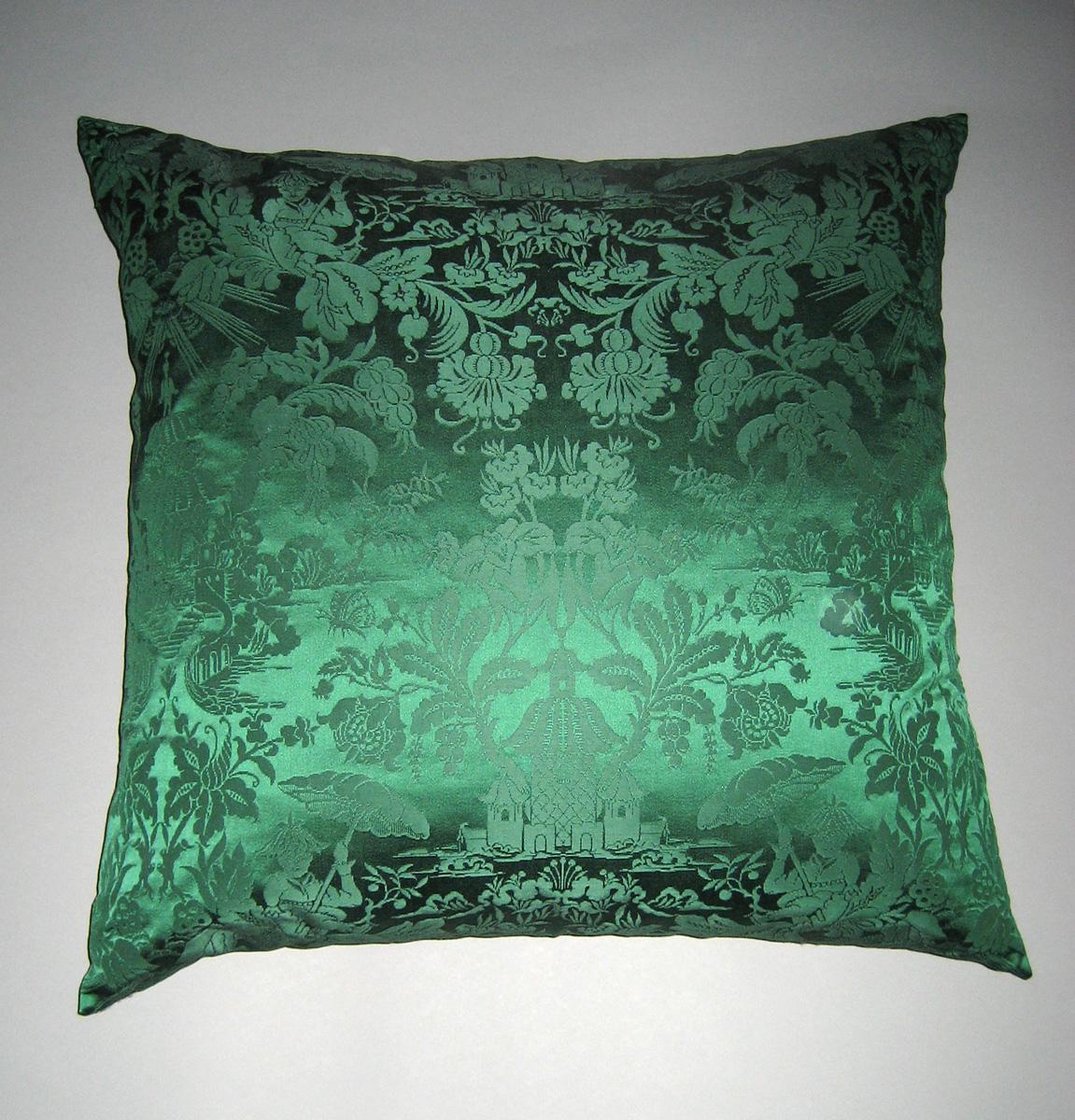 R2009.5008A Cushion