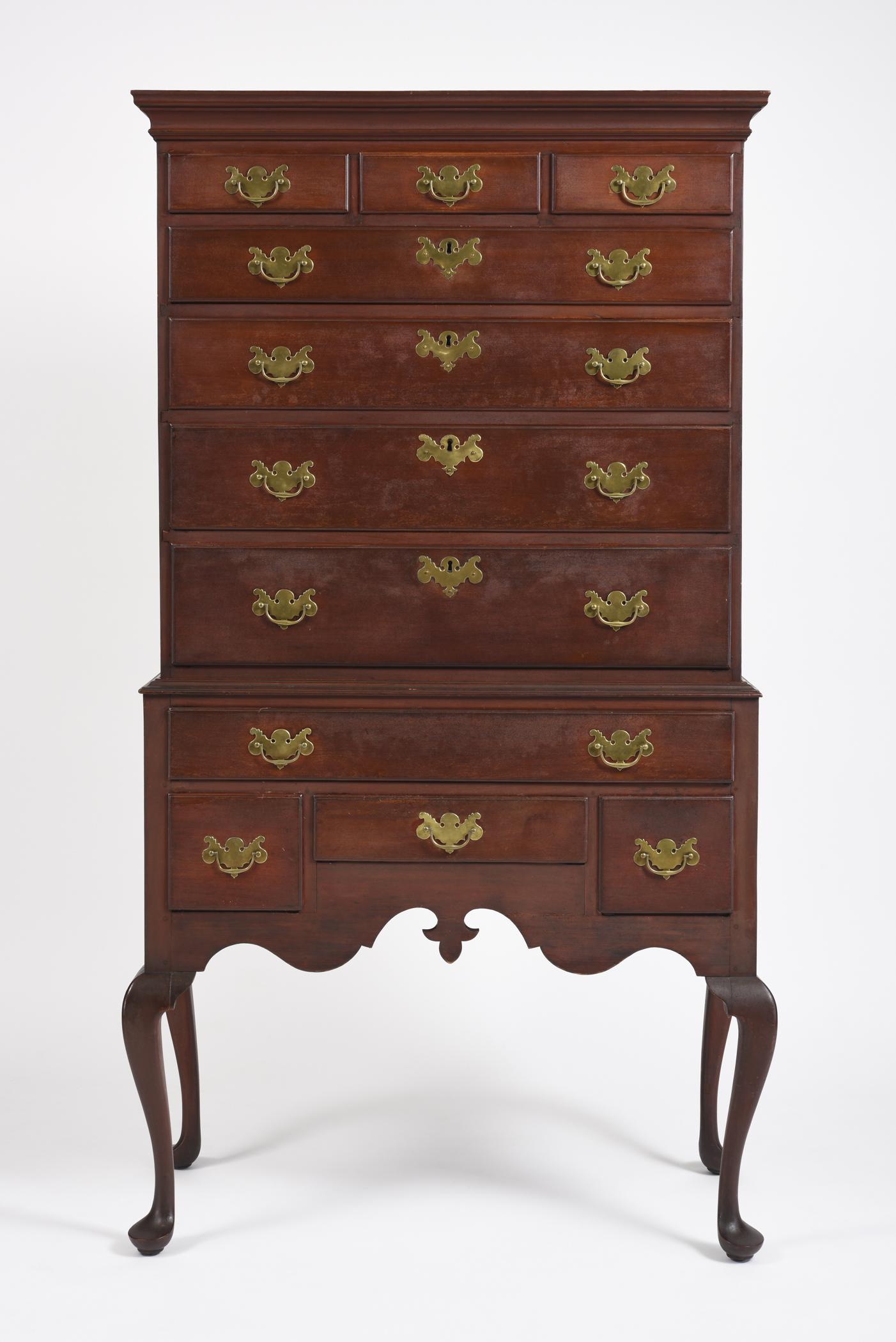 1992.0109 Chest of drawers, view 2