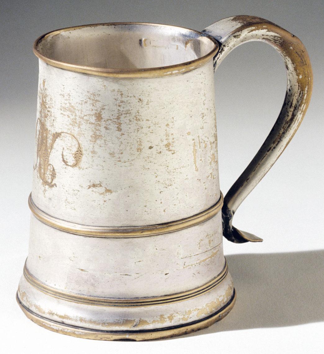 1992.0110 Mug, view 1