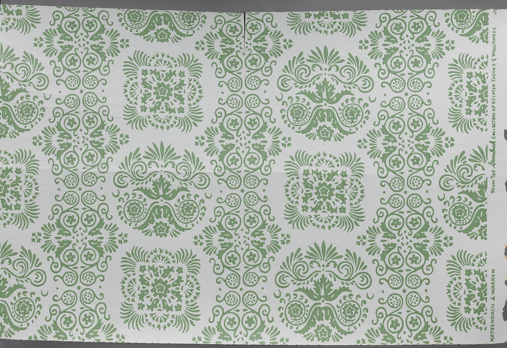 1992.0121.024 Wall covering, detail 1