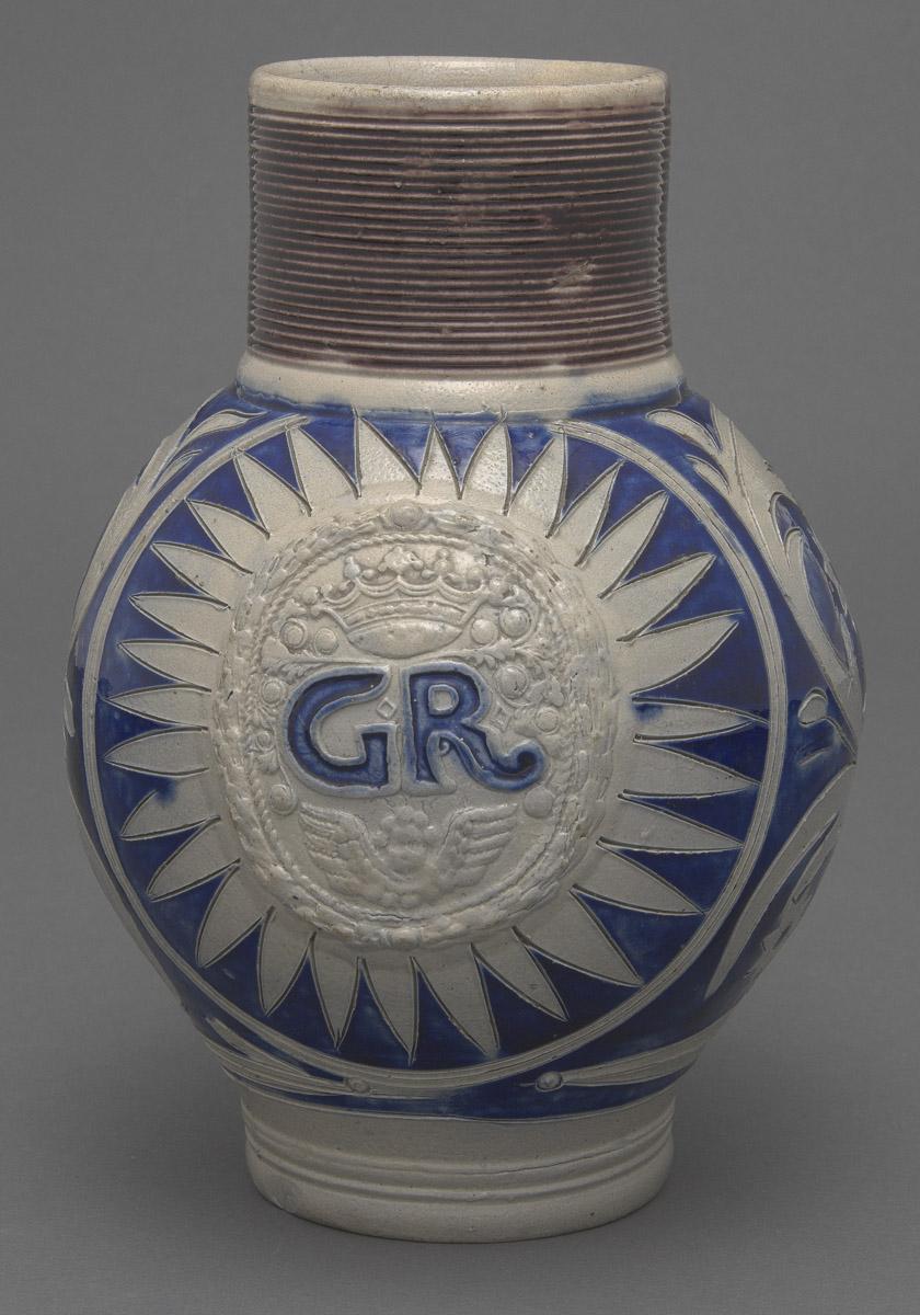 1992.0124 Stoneware Jug, Krug (front view)