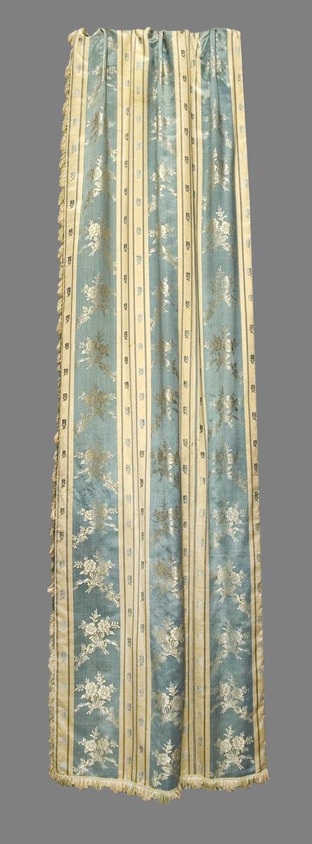 1952.0346.001 A Bed Hanging, Side Curtain