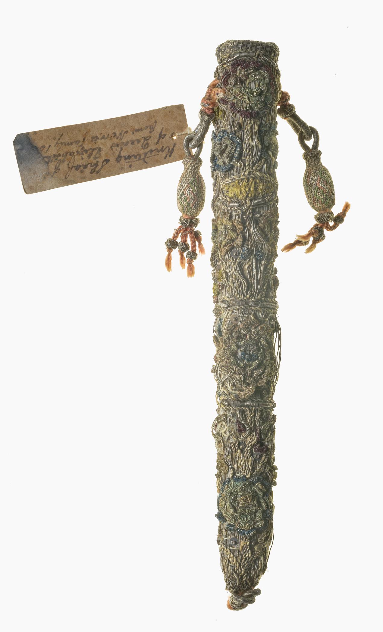 1958.0102.017 Sheath, view 2