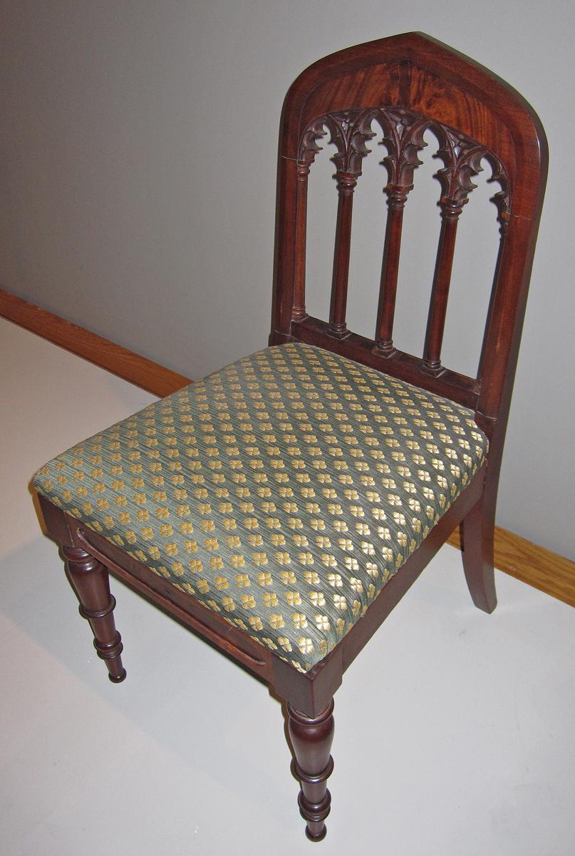 1993.0066.006 chair, view 2