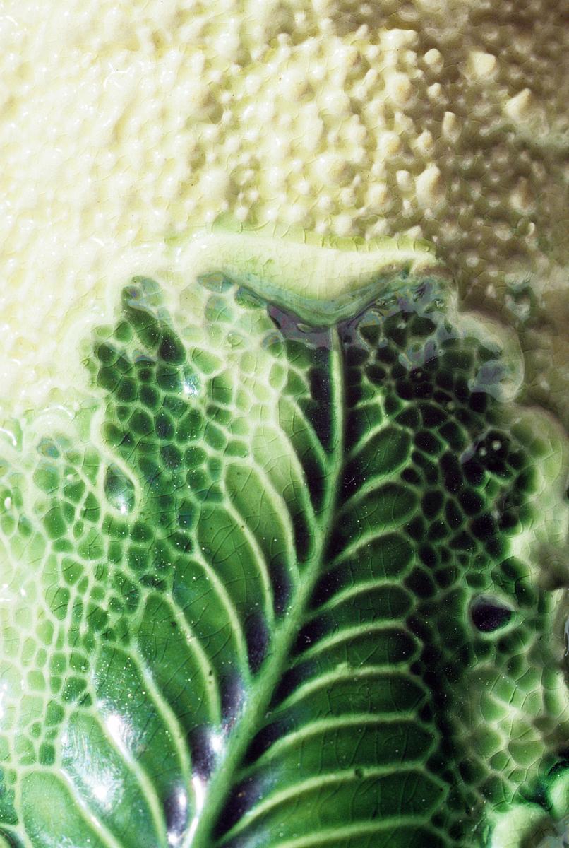 1993.0072 Coffee Pot, Detail