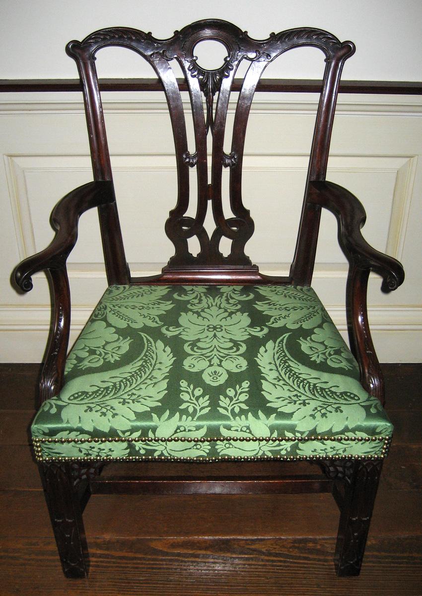 1993.0880 Arm chair view 2